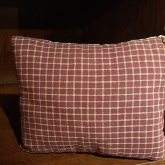 Country decor pillow - Picture 3 of 3